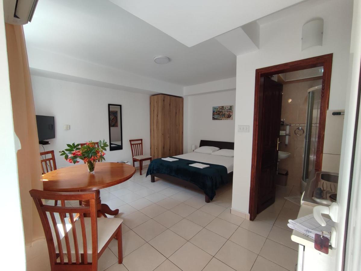 Studio Apartman Radimir Kotor Eksteriør bilde