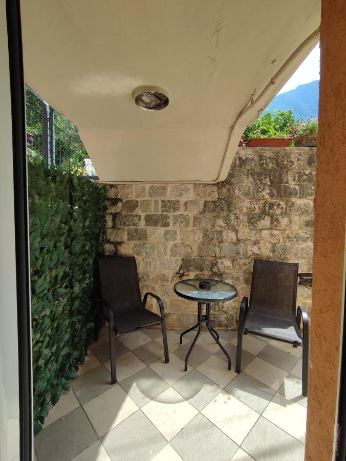 Studio Apartman Radimir Kotor Eksteriør bilde